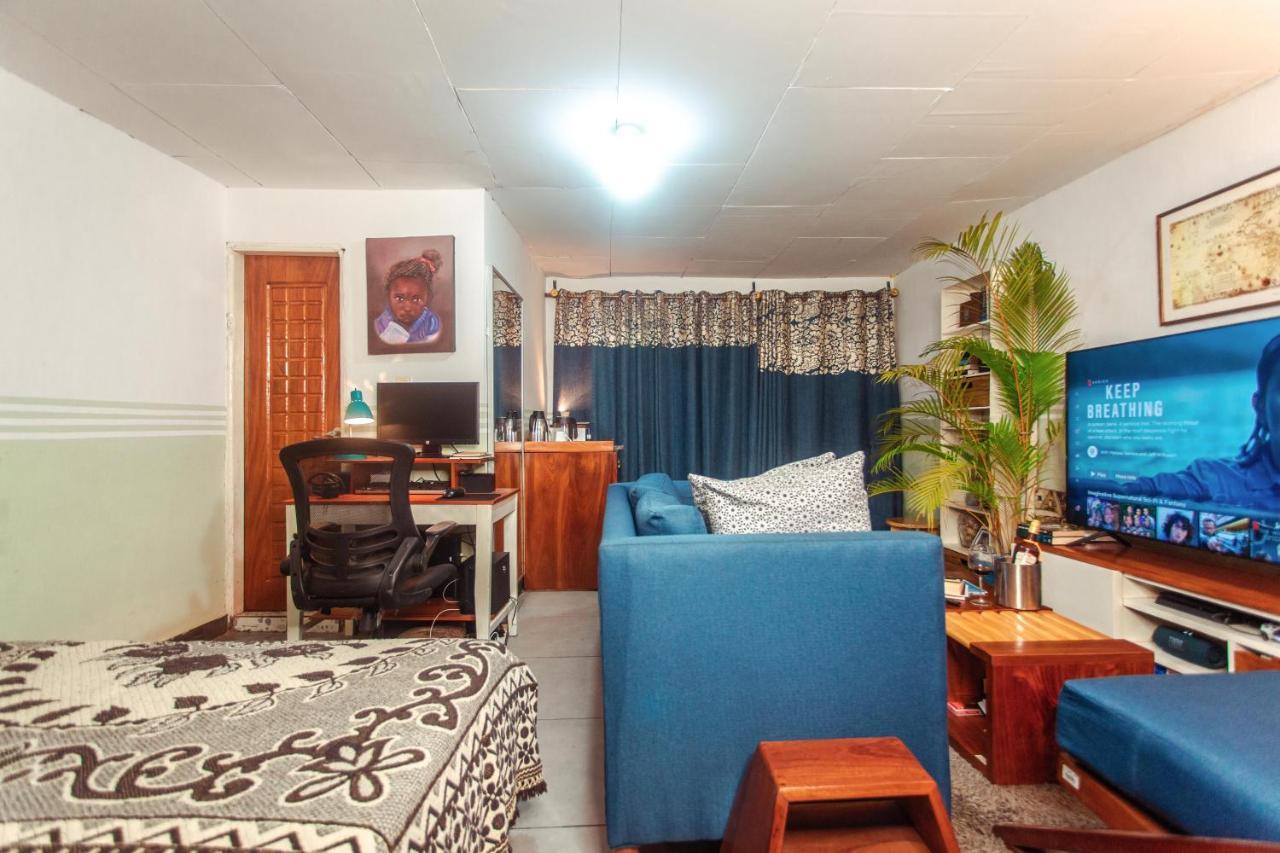 림베 Palm Springs Bed & Breakfast B&B 외부 사진
