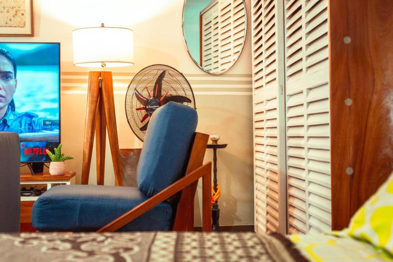 림베 Palm Springs Bed & Breakfast B&B 외부 사진